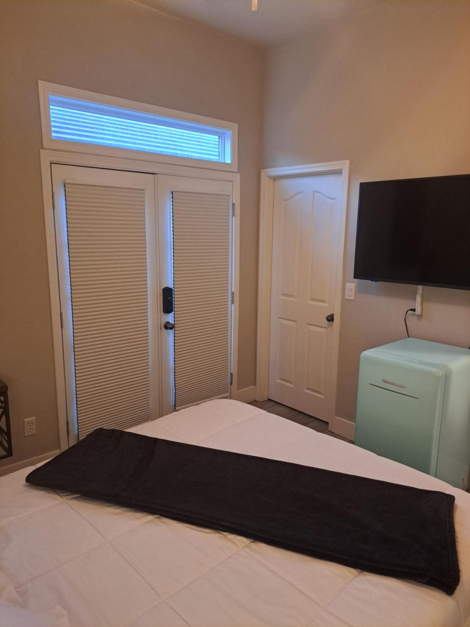 In Law Unit, 2 Bedroom Suite Roseville Exterior photo